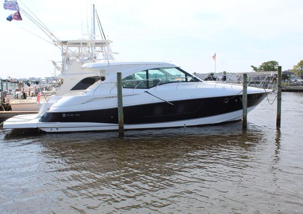 Cruisers Yachts 45 Cantius image