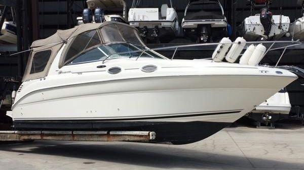 Sea Ray 260 Sundancer 