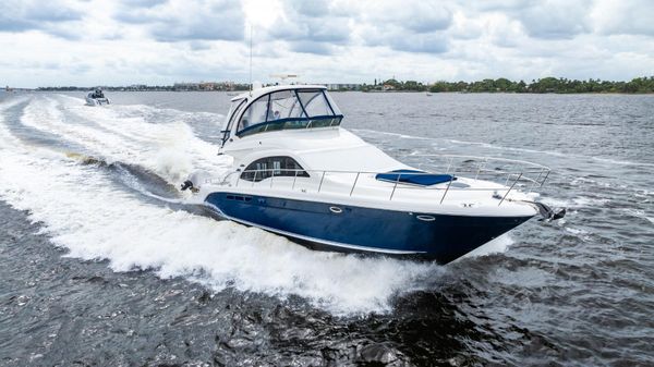 Sea Ray 52 Sedan Bridge image