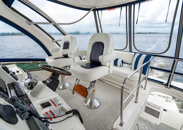 Sea Ray 52 Sedan Bridge image