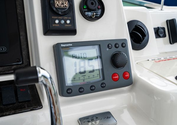 Sea Ray 52 Sedan Bridge image