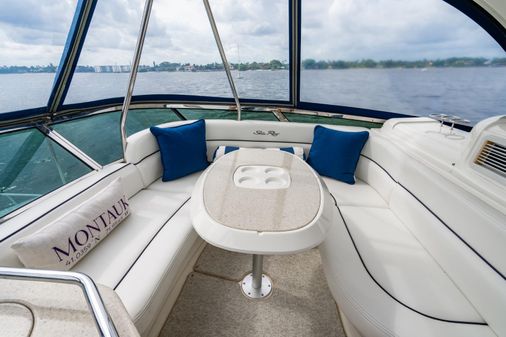 Sea Ray 52 Sedan Bridge image