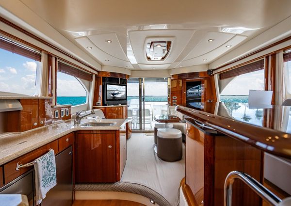 Sea Ray 52 Sedan Bridge image