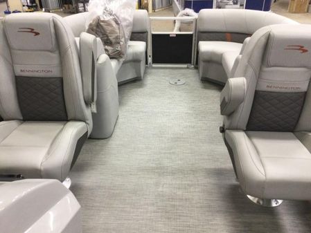 Bennington SX 22 Quad Bench image