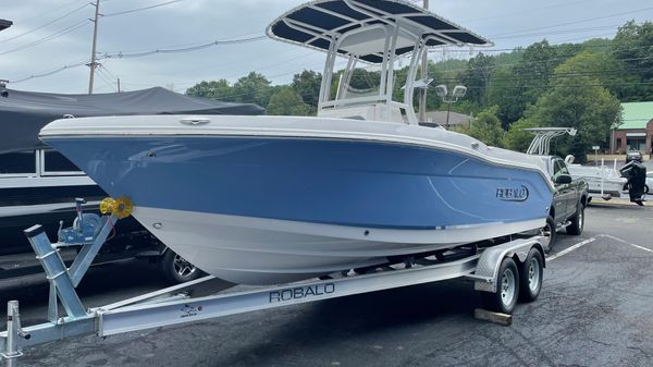 Robalo R202 Explorer