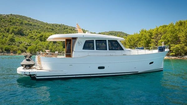 Sasga Yachts Menorquin 55 Hardtop 