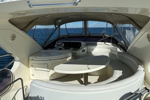 Azimut 55E image