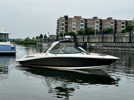 Sea Ray 270 SLX image