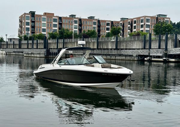 Sea Ray 270 SLX image