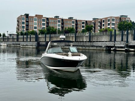 Sea Ray 270 SLX image