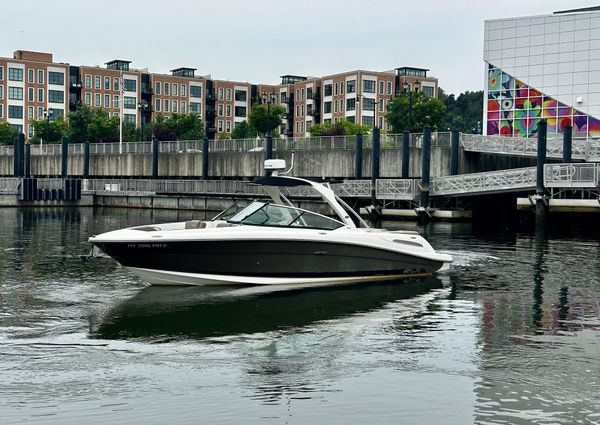 Sea Ray 270 SLX image