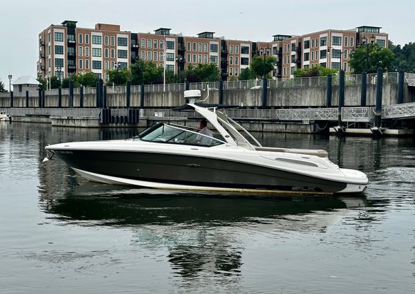 Sea Ray 270 SLX image