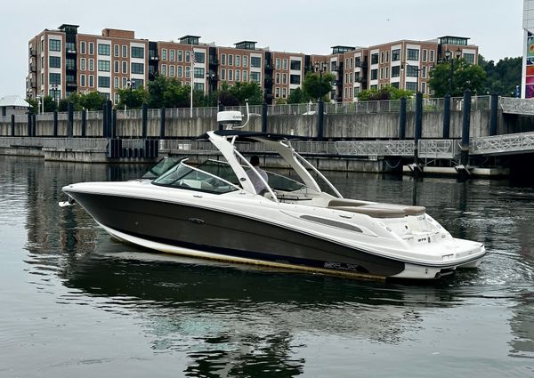 Sea Ray 270 SLX image