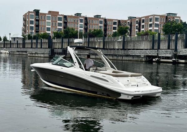 Sea Ray 270 SLX image