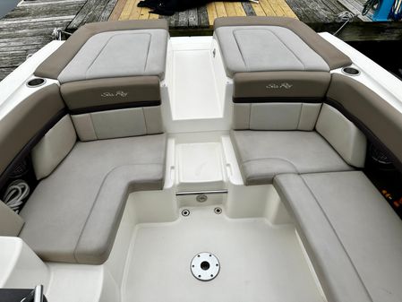 Sea Ray 270 SLX image