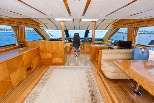 Horizon Widebody Tri-Deck image