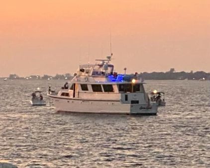 Hatteras COCKPIT-MOTOR-YACHT image
