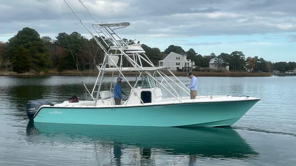 Regulator 32 Center Console
