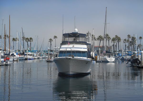 Tollycraft Aft Cabin Cockpit Motor Yacht image