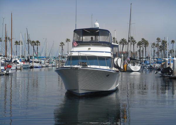 Tollycraft Aft Cabin Cockpit Motor Yacht image