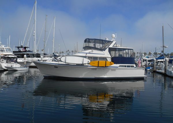 Tollycraft Aft Cabin Cockpit Motor Yacht image