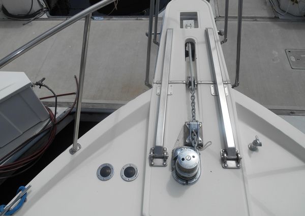 Tollycraft Aft Cabin Cockpit Motor Yacht image