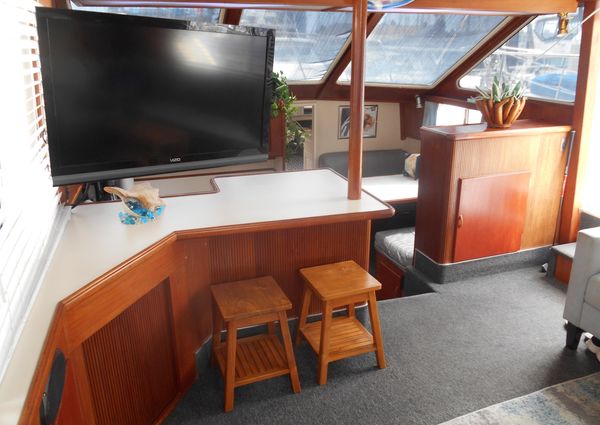 Tollycraft Aft Cabin Cockpit Motor Yacht image