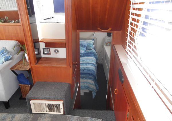 Tollycraft Aft Cabin Cockpit Motor Yacht image