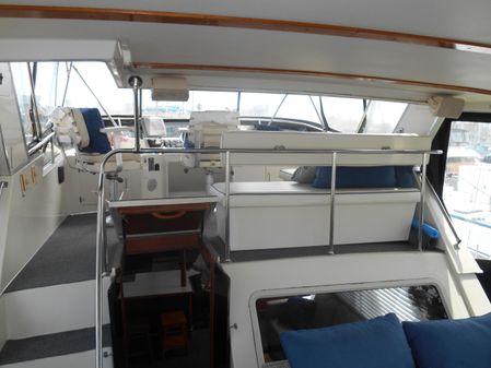 Tollycraft Aft Cabin Cockpit Motor Yacht image