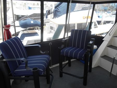 Tollycraft Aft Cabin Cockpit Motor Yacht image