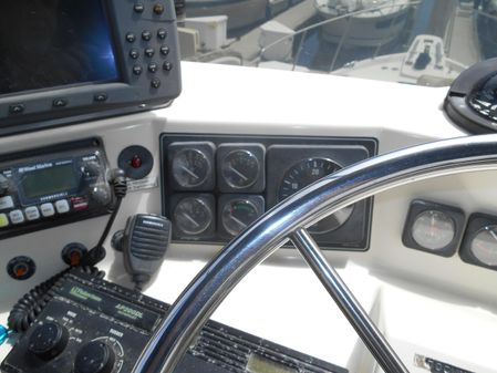 Tollycraft Aft Cabin Cockpit Motor Yacht image