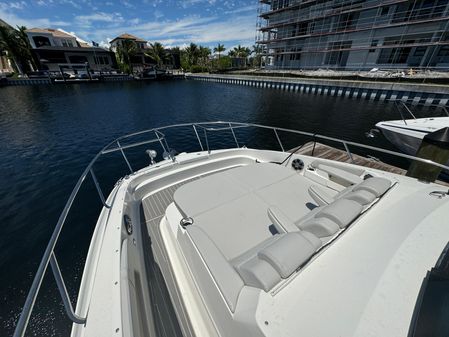 Sea Ray Sundancer 320 OB image