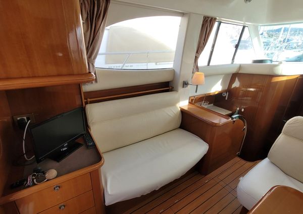 Jeanneau Prestige 36 image