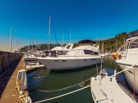 Bayliner 4388 Motoryacht image