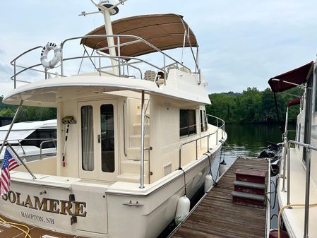 Mainship 34 image