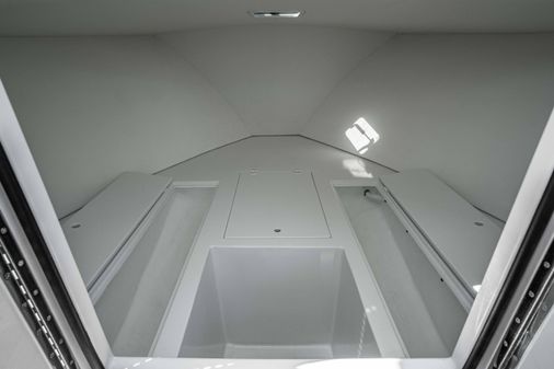 Bertram 25-CUDDY-CABIN image