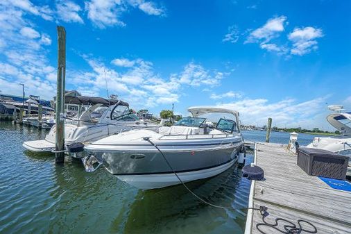 Formula 350-CROSSOVER-BOWRIDER image