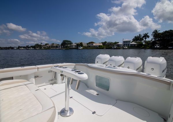 Yellowfin 39 Center Console image