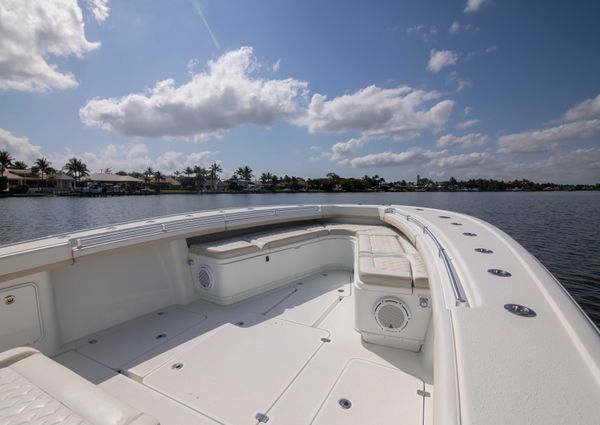 Yellowfin 39 Center Console image