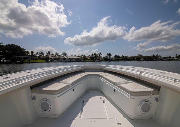 Yellowfin 39 Center Console image