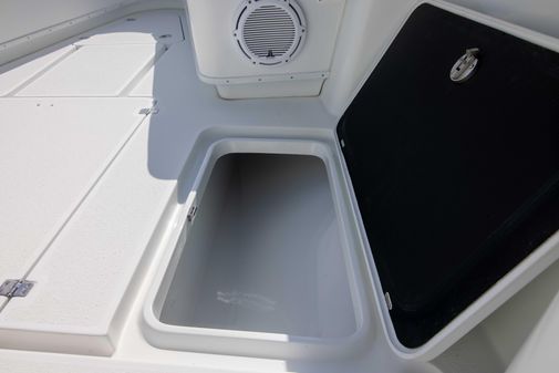 Yellowfin 39 Center Console image