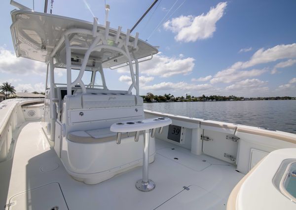 Yellowfin 39 Center Console image