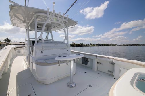 Yellowfin 39 Center Console image