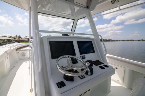 Yellowfin 39 Center Console image