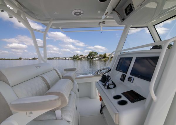 Yellowfin 39 Center Console image