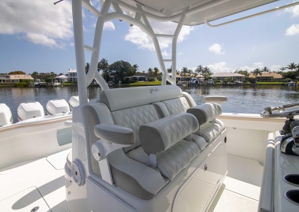 Yellowfin 39 Center Console image