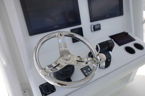 Yellowfin 39 Center Console image