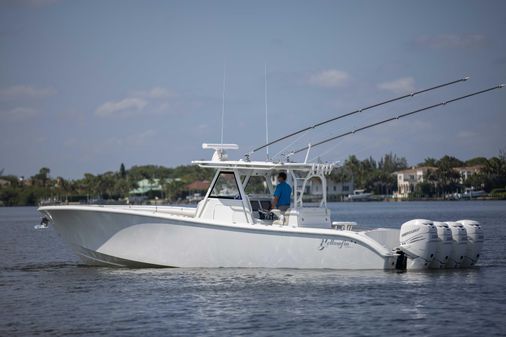 Yellowfin 39 Center Console image