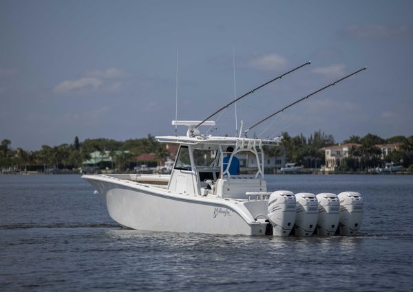 Yellowfin 39 Center Console image