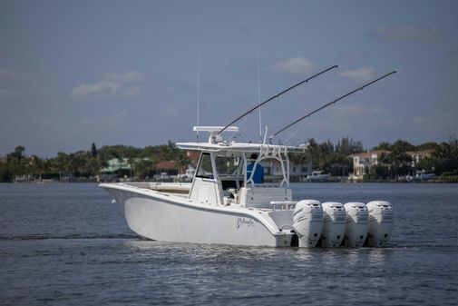 Yellowfin 39 Center Console image